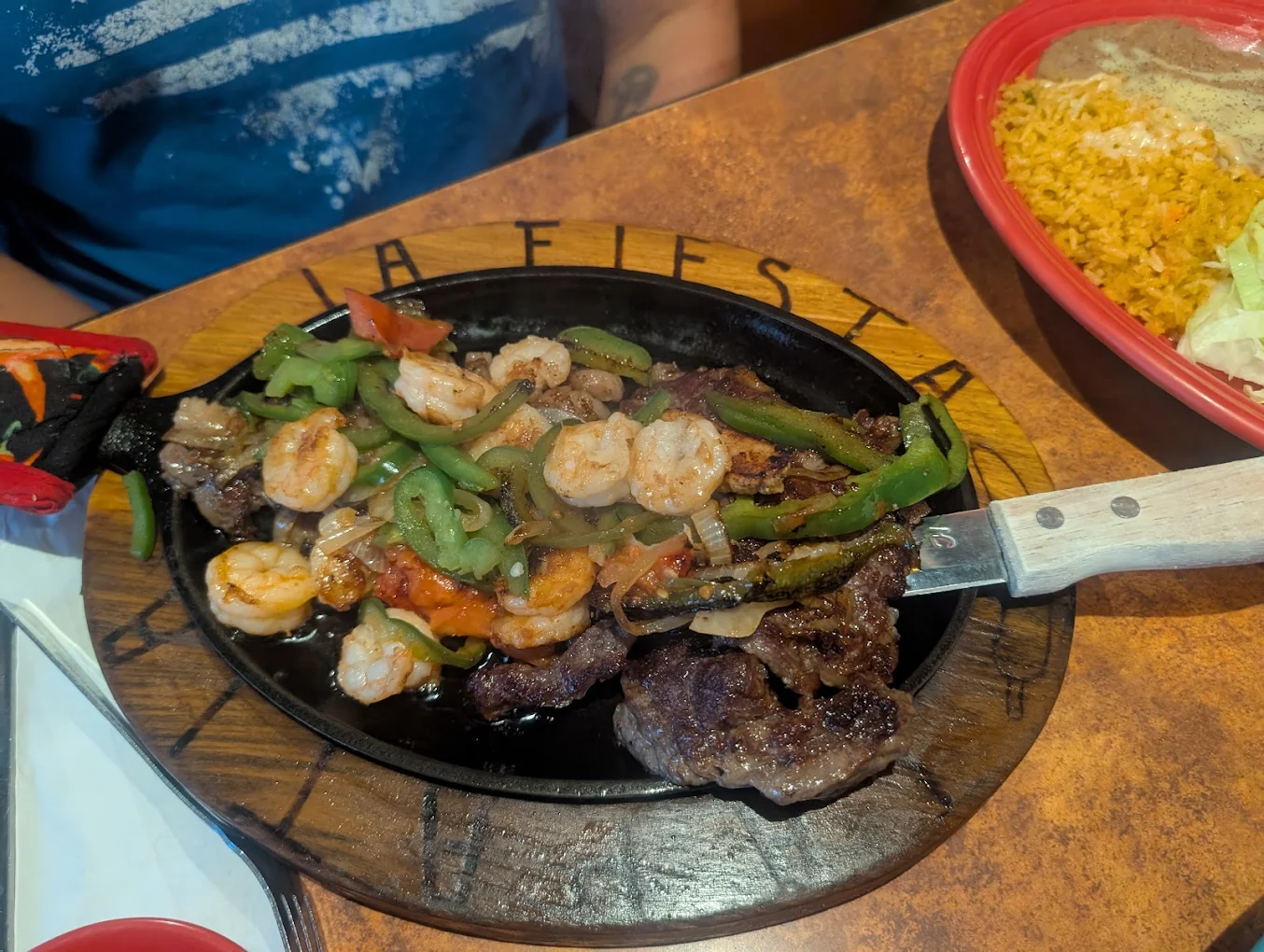 Authentic street tacos served at Fiesta Tapatía